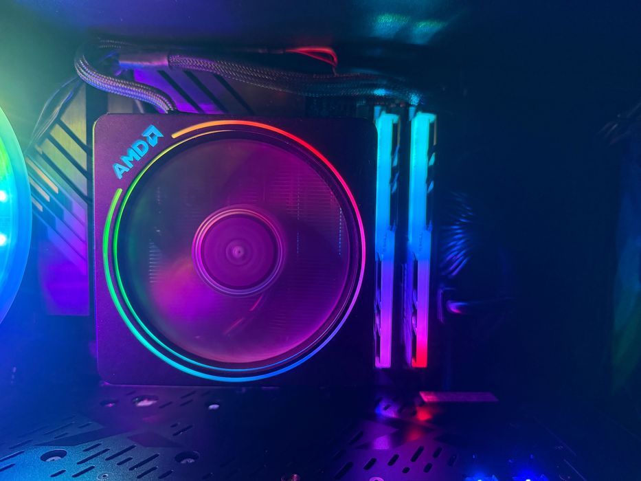 AMD RYZEN 3700x 8 core 26 th