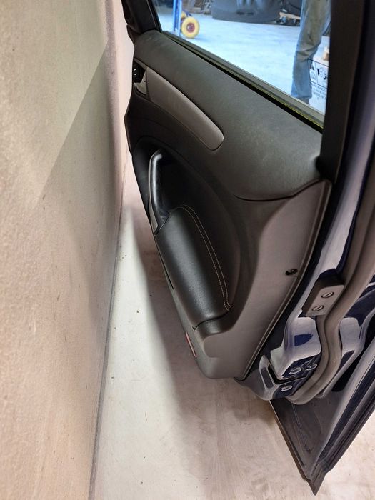 Drzwi przednie prawe Mondeo MK 4 lift kod lakieru E6