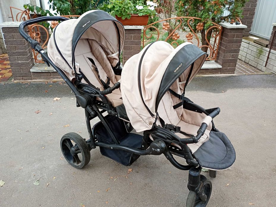 коляска для двойнят