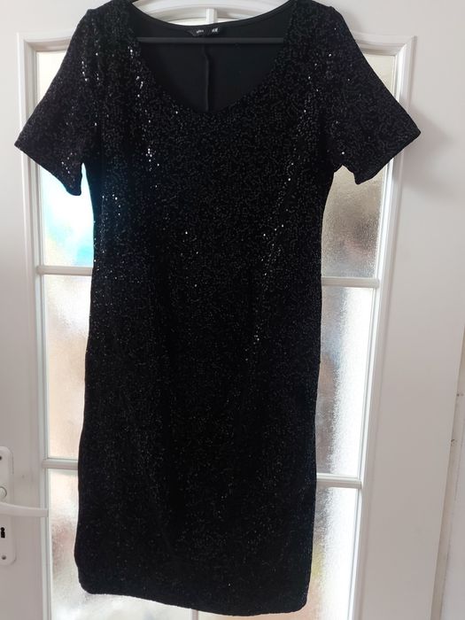 Sukienka czarna ciążowa z cekinami imprezowa wyjściowa sylwestrowa