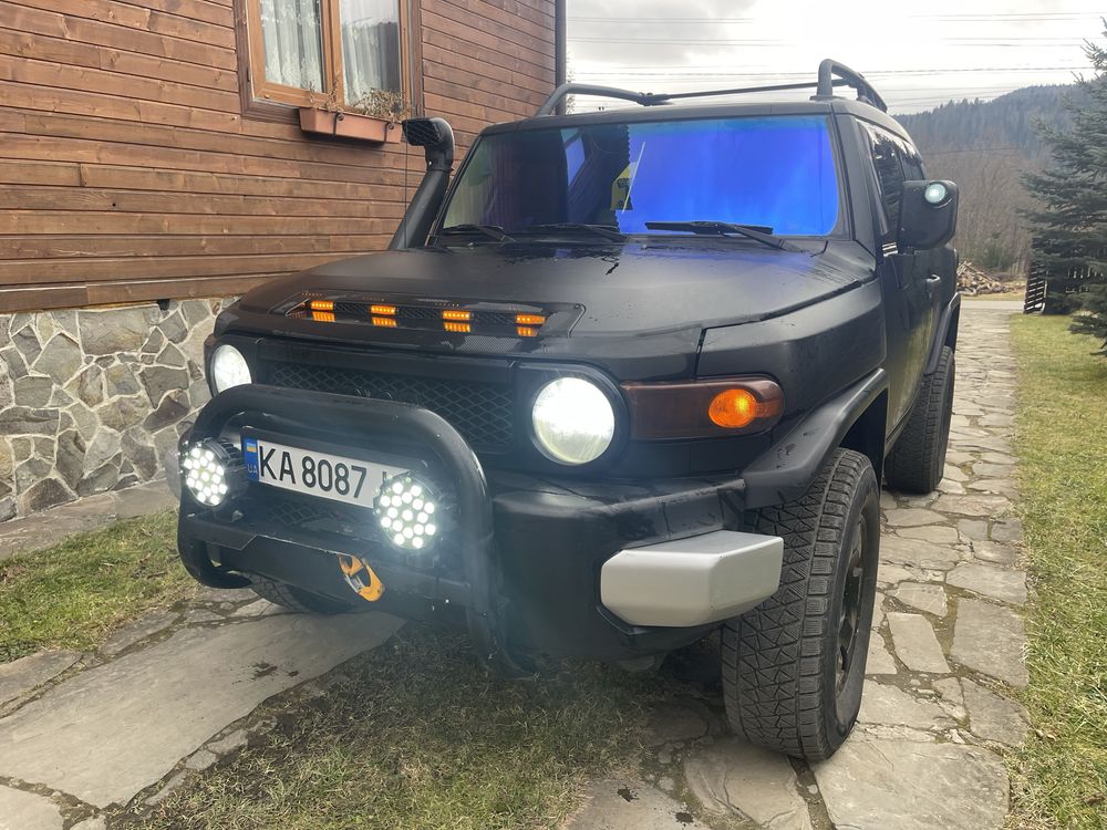 Продається Toyota fj cruiser(тойота фдж крузер)