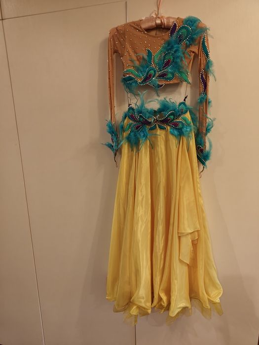 Сукня для бальних танців