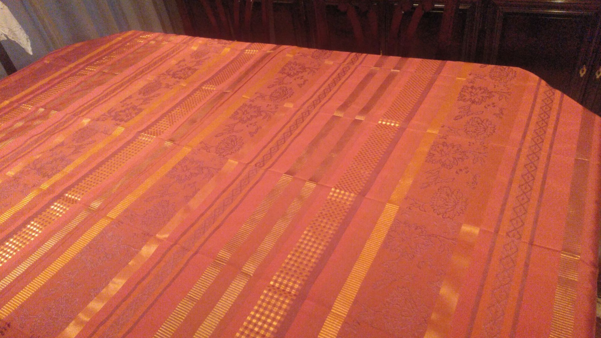 Panos renda+toalhas para mesa grande  renda