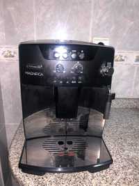 DeLonghi Magnifica Máquina Café