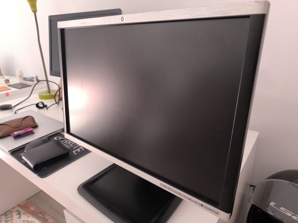 Monitor HP Compaq LA2205wg | 22"