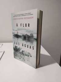 Livro - À Flor das Águas