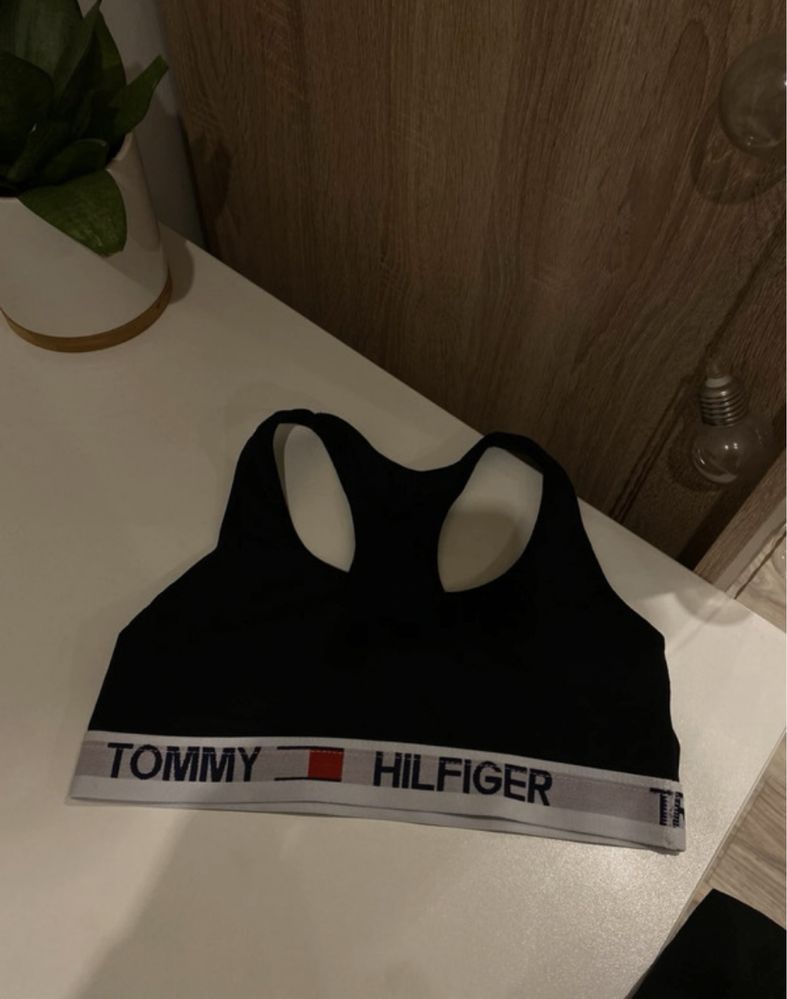 Sportowy stanik Tommy Hilfiger