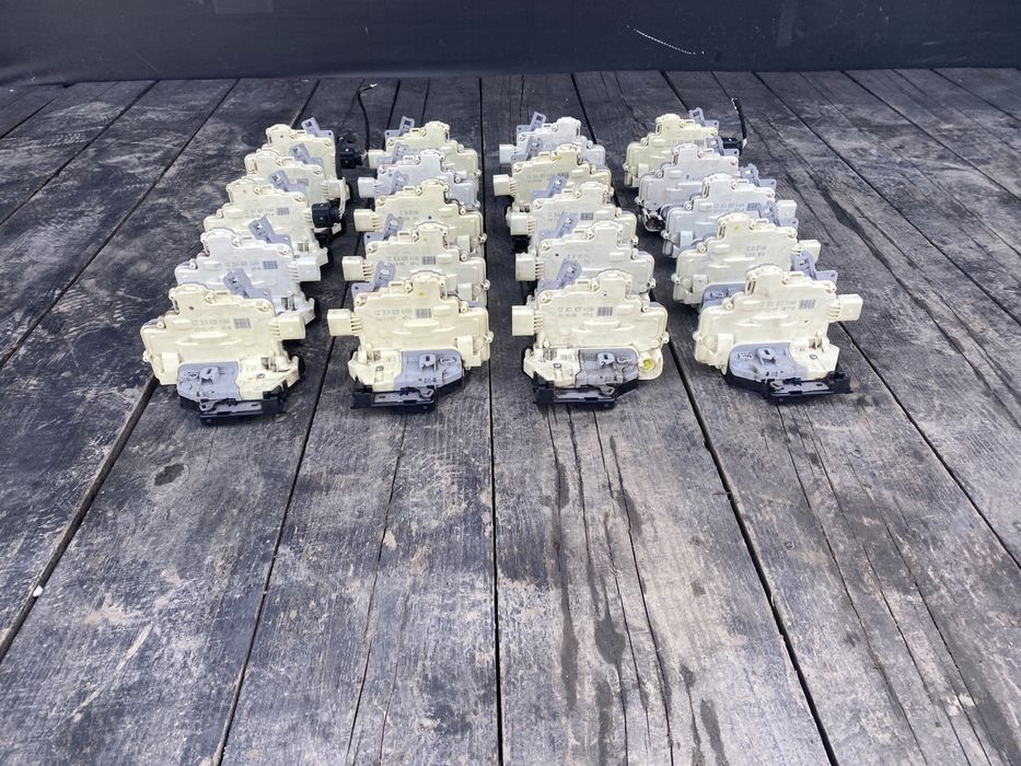 Замок дверки, замки Пассат б6 передній задній замок VW Passat B6 b6