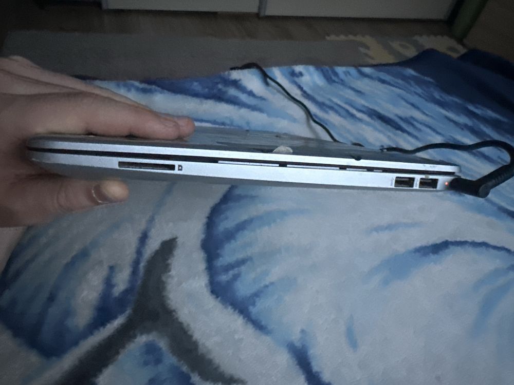 Laptop HP 15-dw0019nw