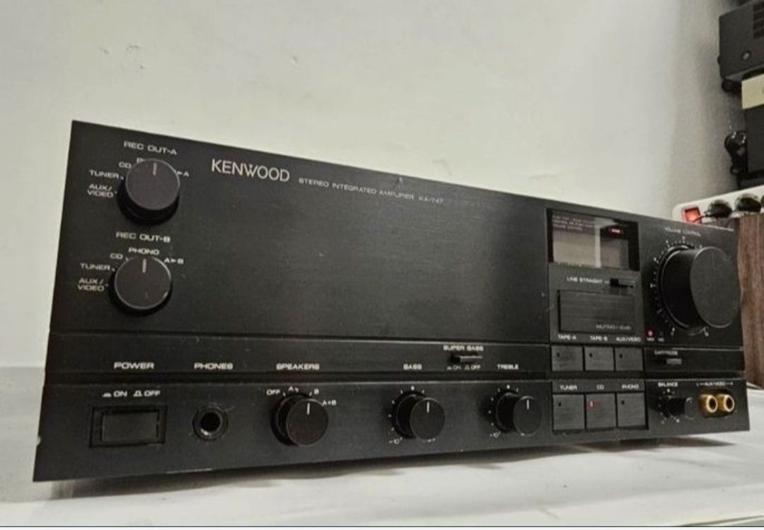 Wzmacniacz Kenwood K-747 . Made in Japan