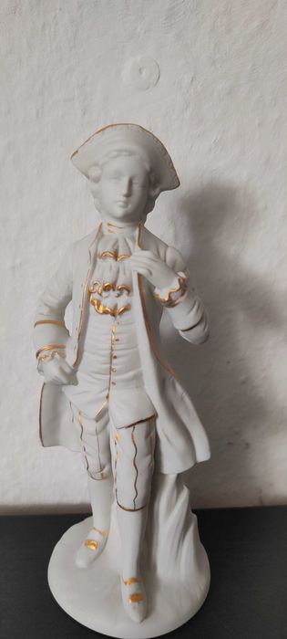 Фарфоровая статуэтка.Герминия винтаж.