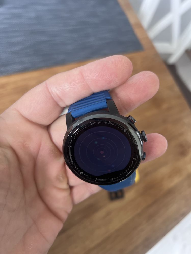 Смарт годинник Amazfit Stratos A1619. Ідеальний стан