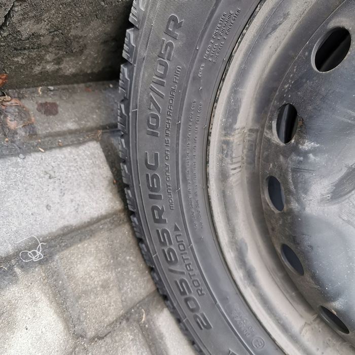 Резина, шини, скати зима 205/65 R16C Nokian Hakkapelitta 19р