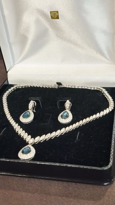 Colar + brincos swarovski