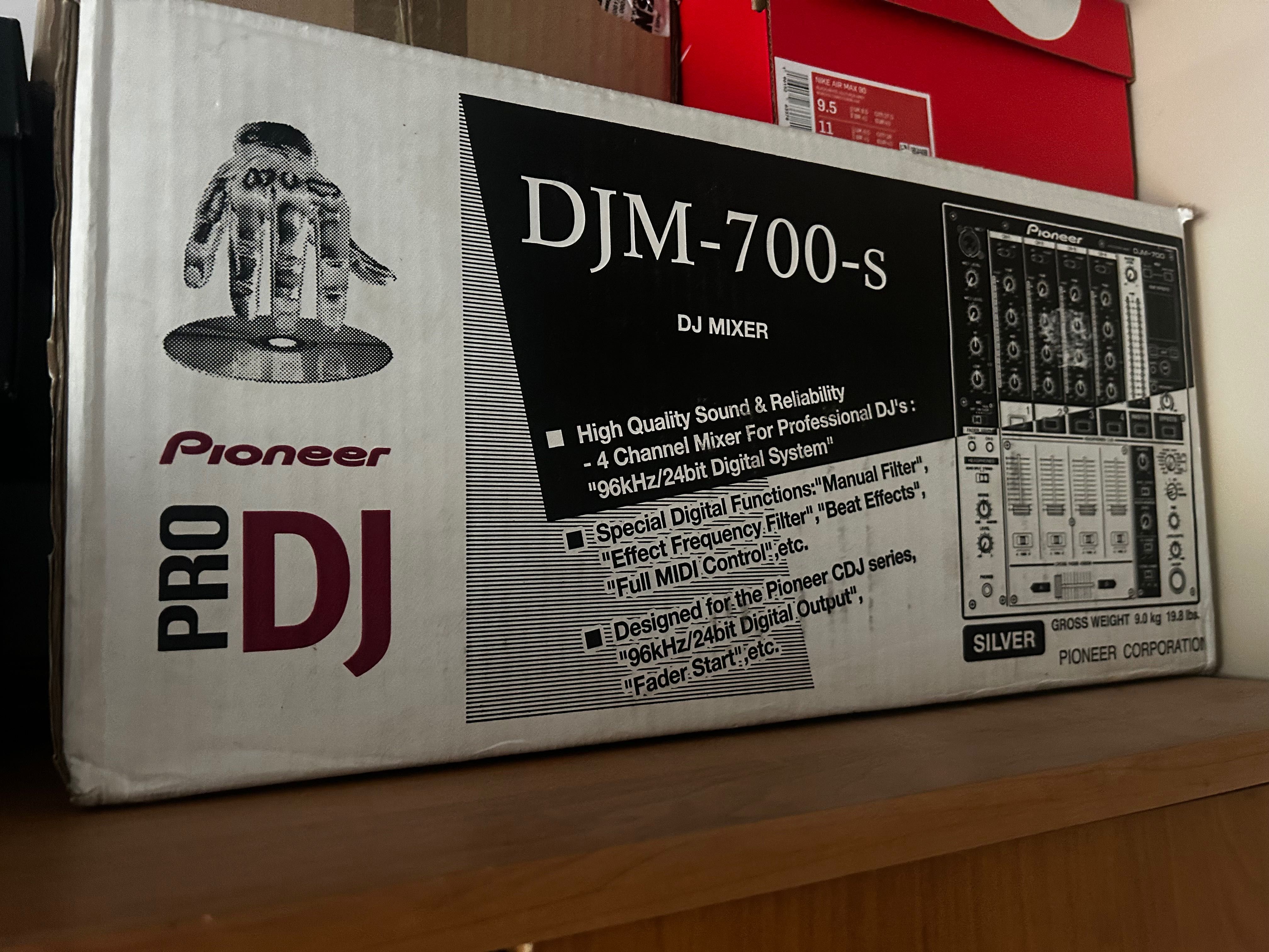 Pioneer Djm-700-s