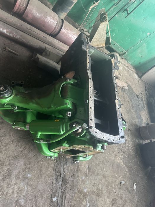 Запчастини на трактор Джон Дир John deere 8335 R