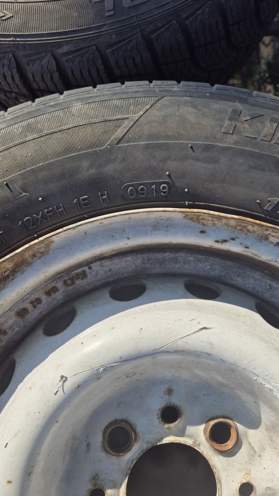 Продам шины hankook 175/70/13