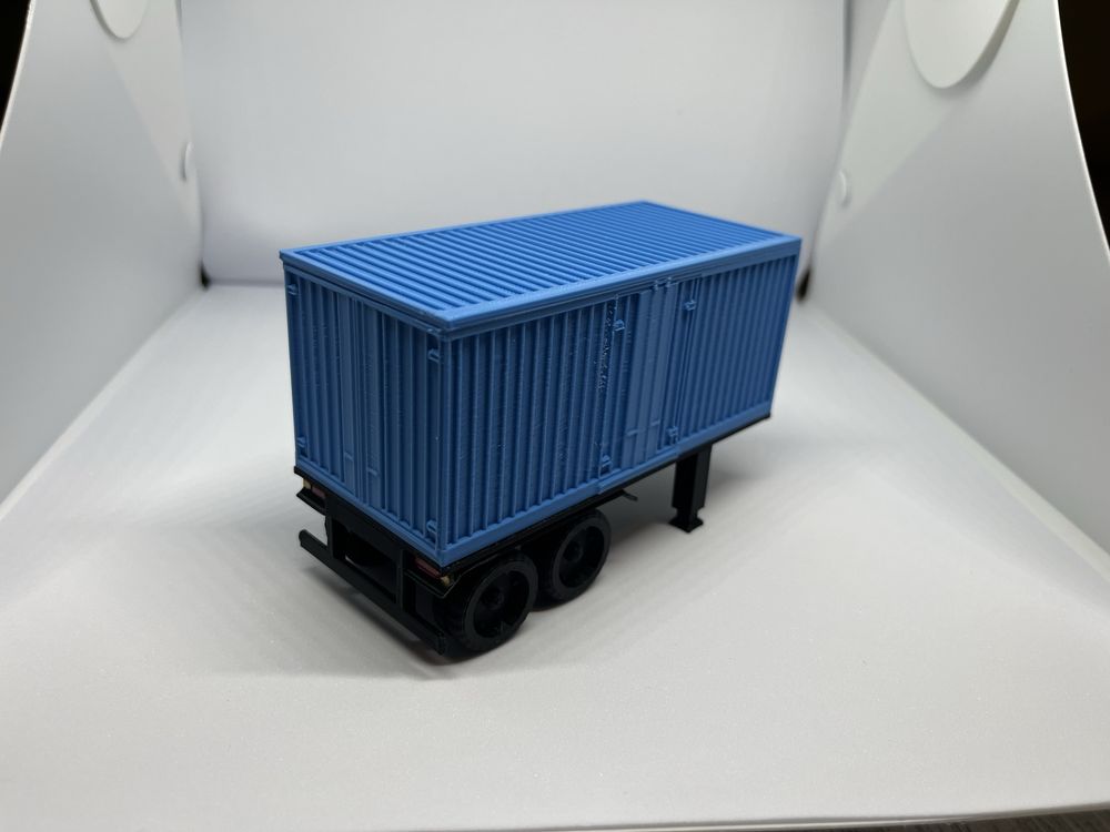 Model naczepy kontenerowej 1:43