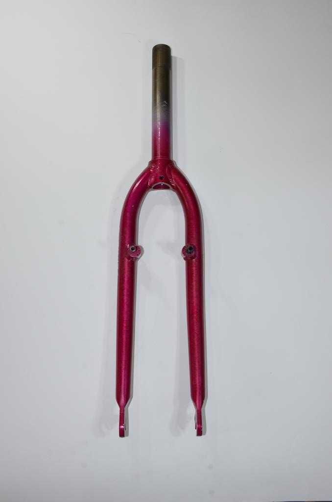 Widelec rowerowy mtb gwint 1 1/4" ! koło 26'' MINERVA piwoty alu stal