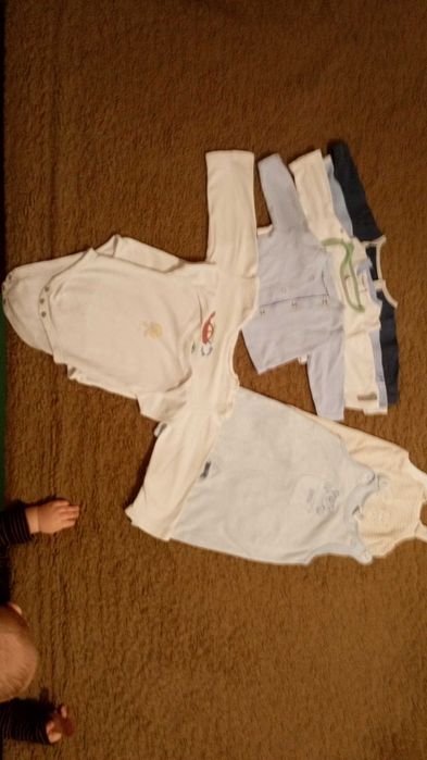 Ubranka body spodnie śpiochy r około 62