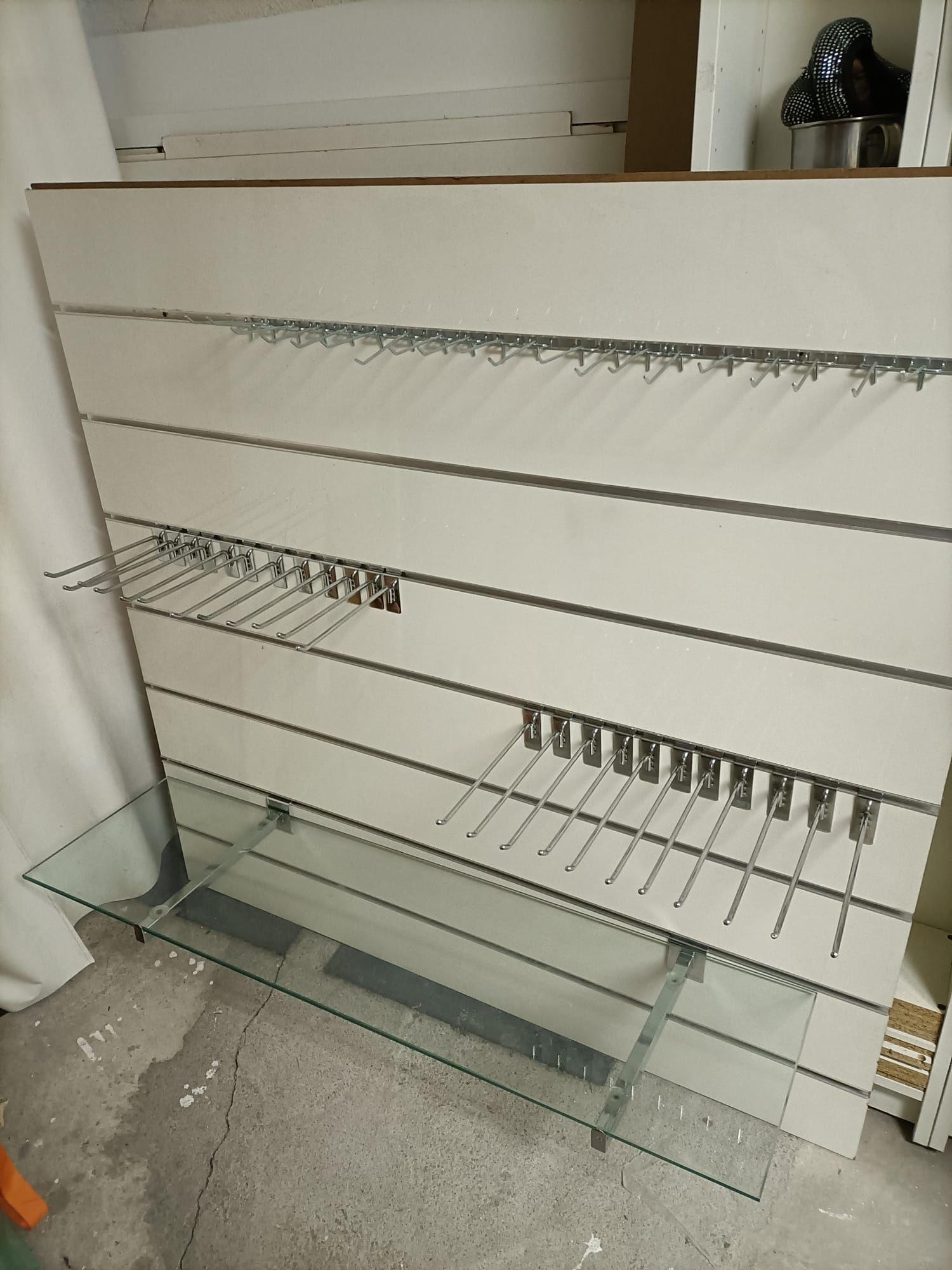 Painel multiregua com acessórios