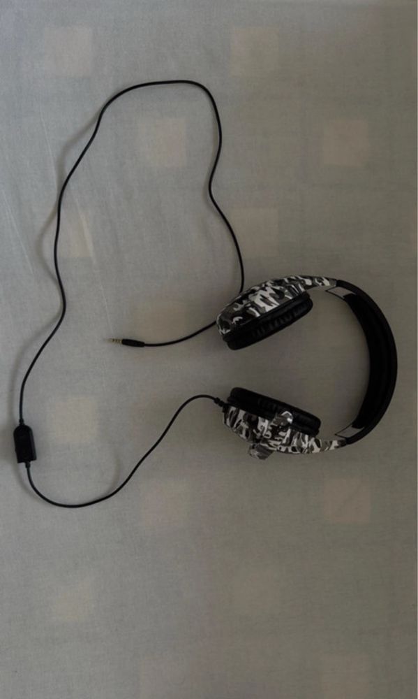 Auscultadores - fone com microfone