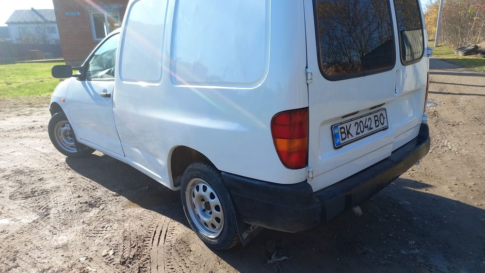 Seat inca 2000     .