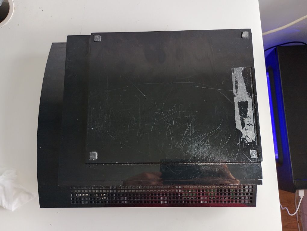 Używana konsola PS3 w miarę dobry stan