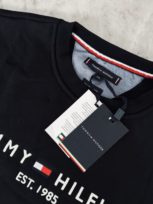 Czarna męska bluza ocieplana Tommy Hilfiger EST r. XXL logo haft