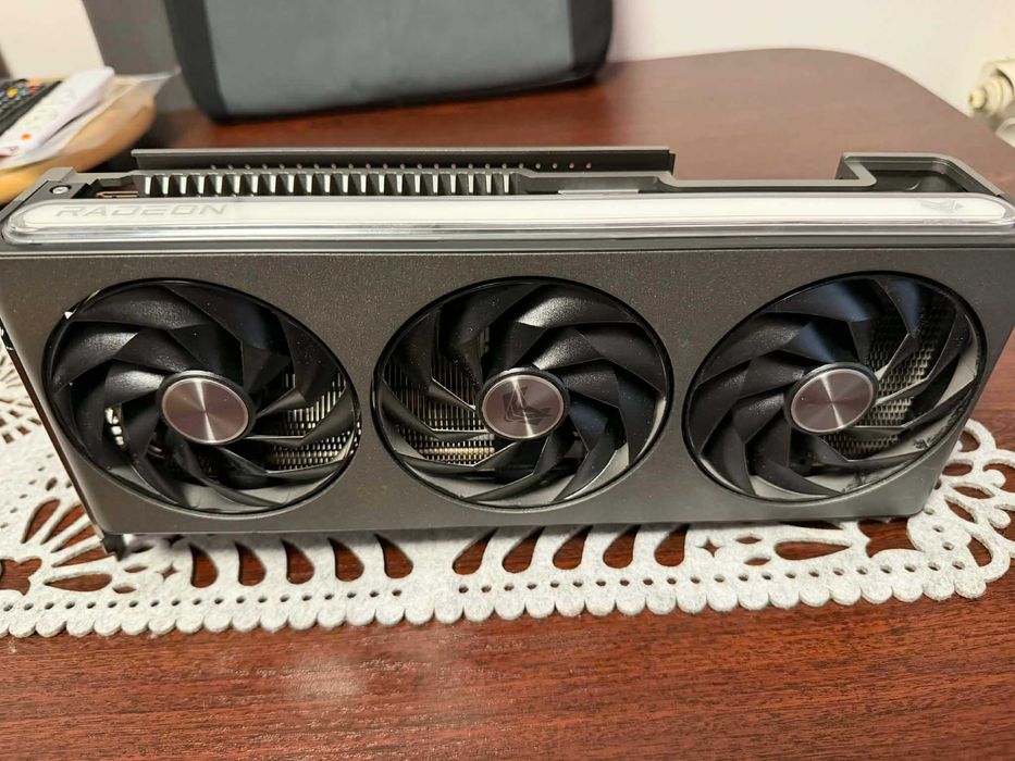 Sapphire Radeon RX 7900 XT Nitro+ 20GB Vapor-X GDDR6 OC