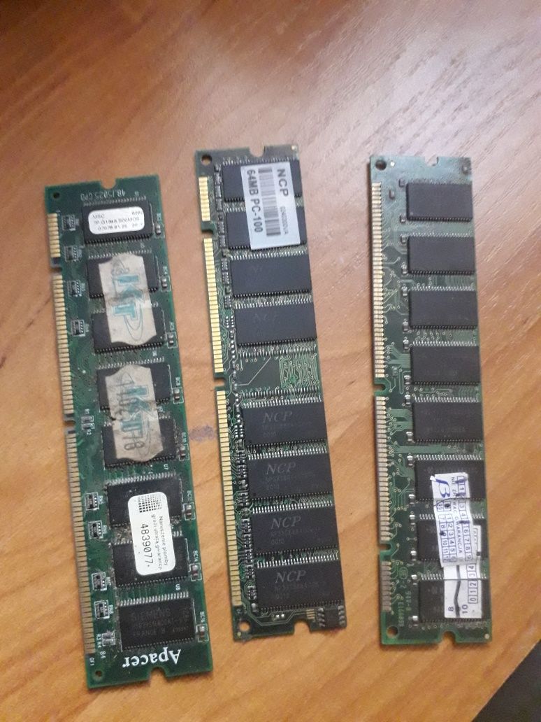 Retro ram 3x i inne elementy.