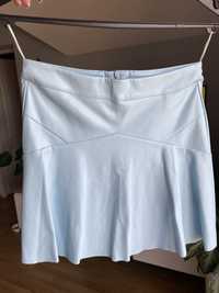 błękitna mini spódniczka, spódnica w literę A, „skórzana” spódnica