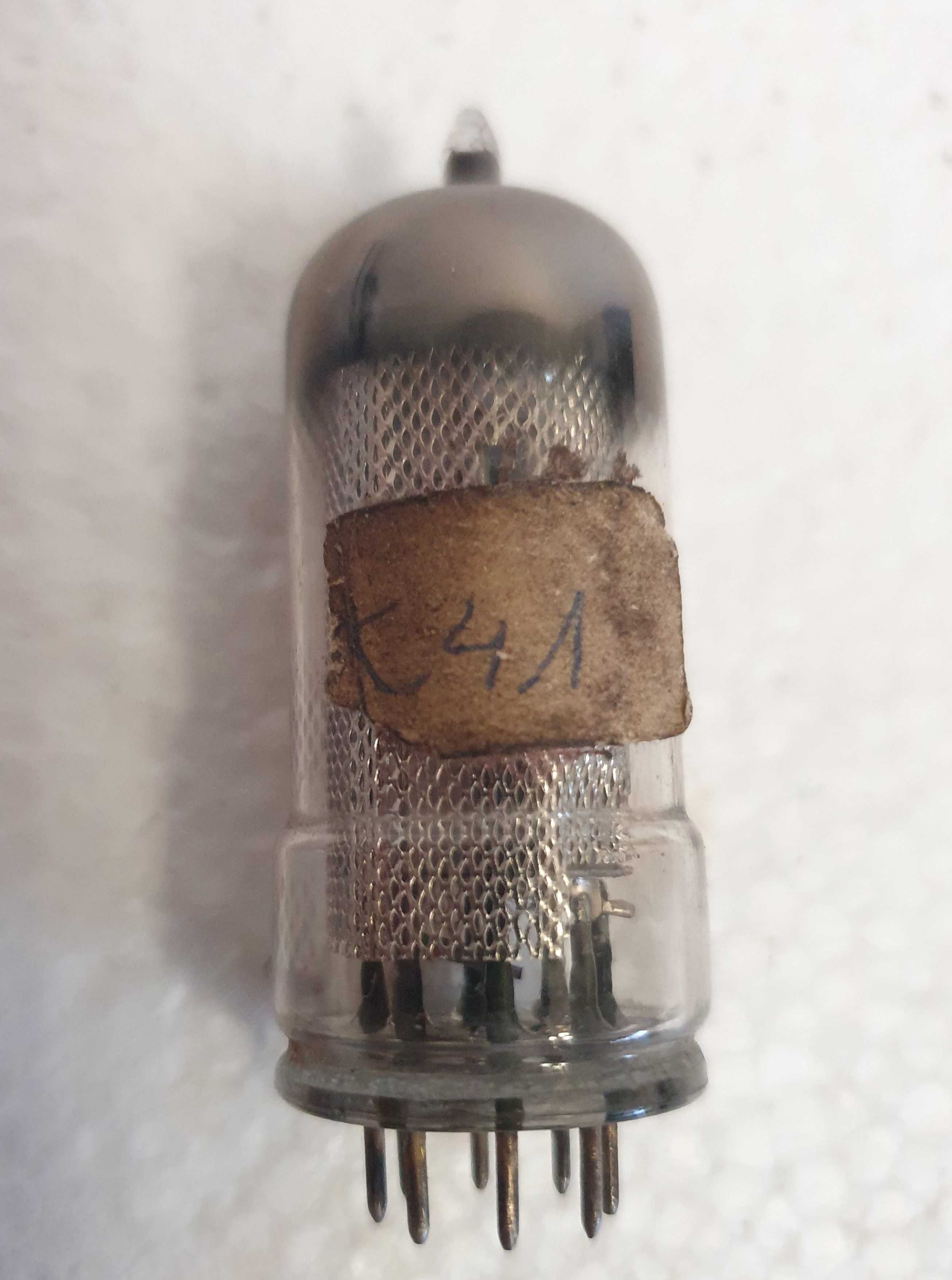 Válvulas de eletrónica antigas