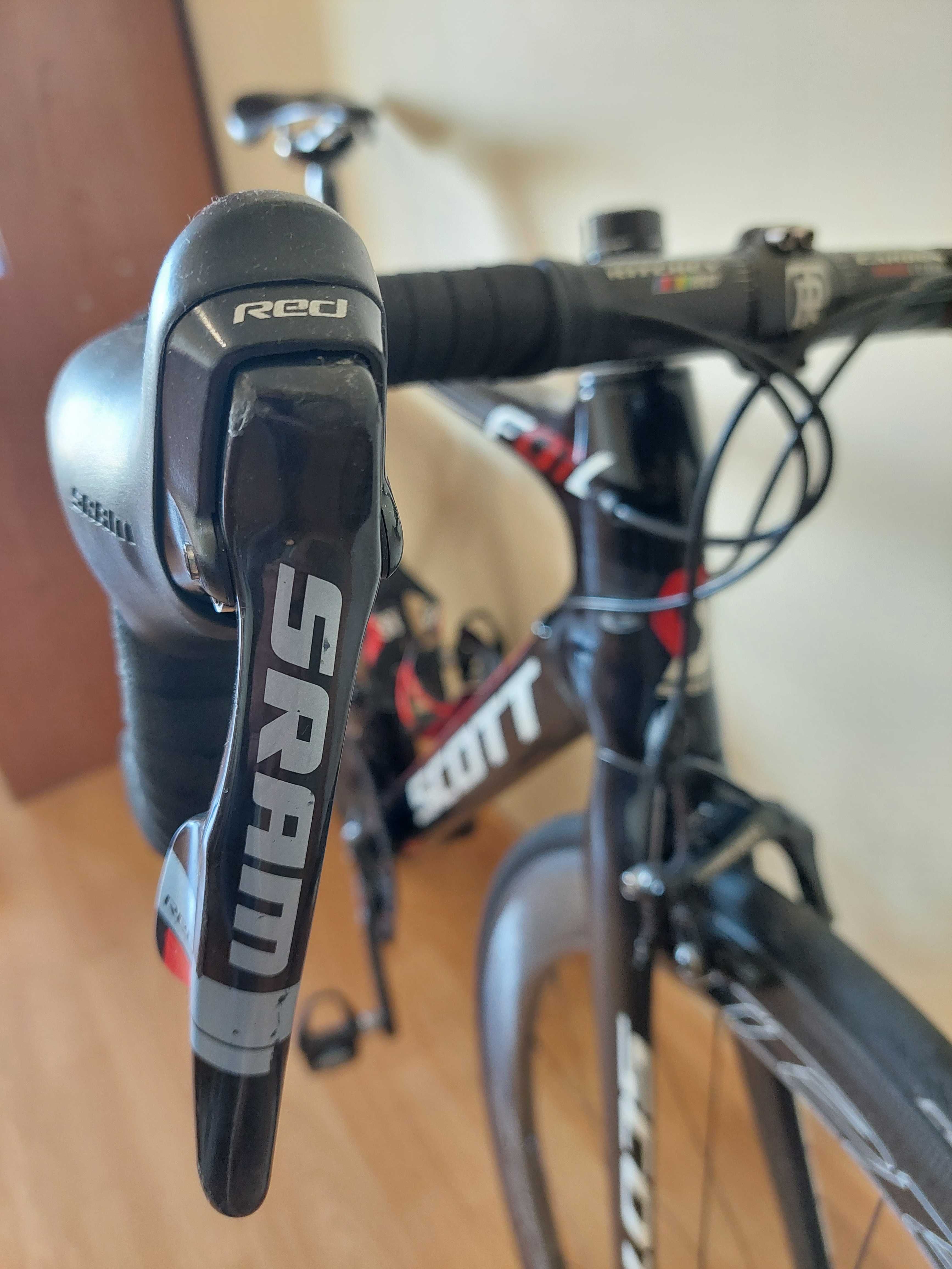 Sram red, 2-10v ped. 53-39 bb30