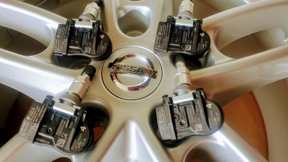Czujniki ciśnienia TPMS w kołach Toyota Hyundai Kia Mercedes Nissan