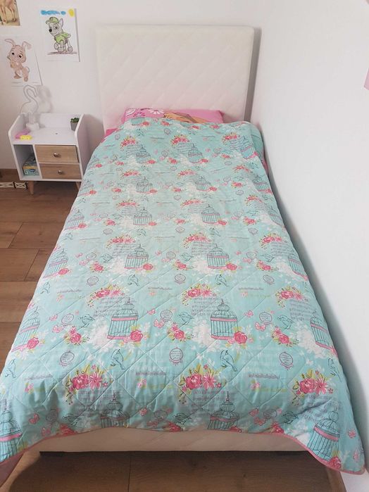 Łóżko tapicerowane 90x200+narzuta gratis.