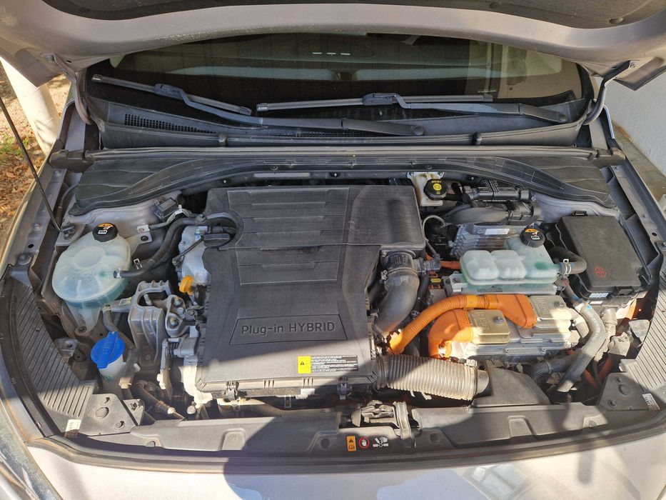 Hyundai Ioniq 1.6 GDI PHEV