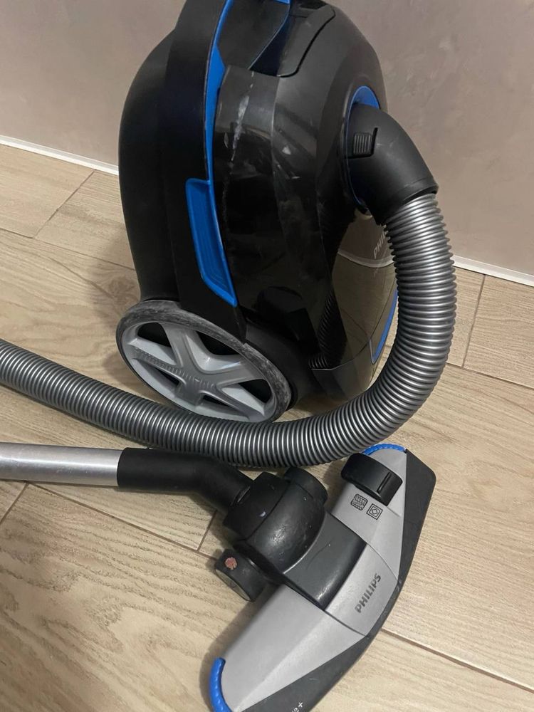 Порохотяг Philips fc8371 пилосос пилосос пылесос