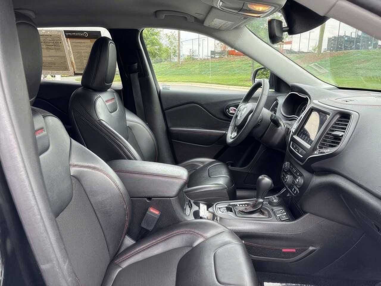 2021 Jeep Cherokee Trailhawk