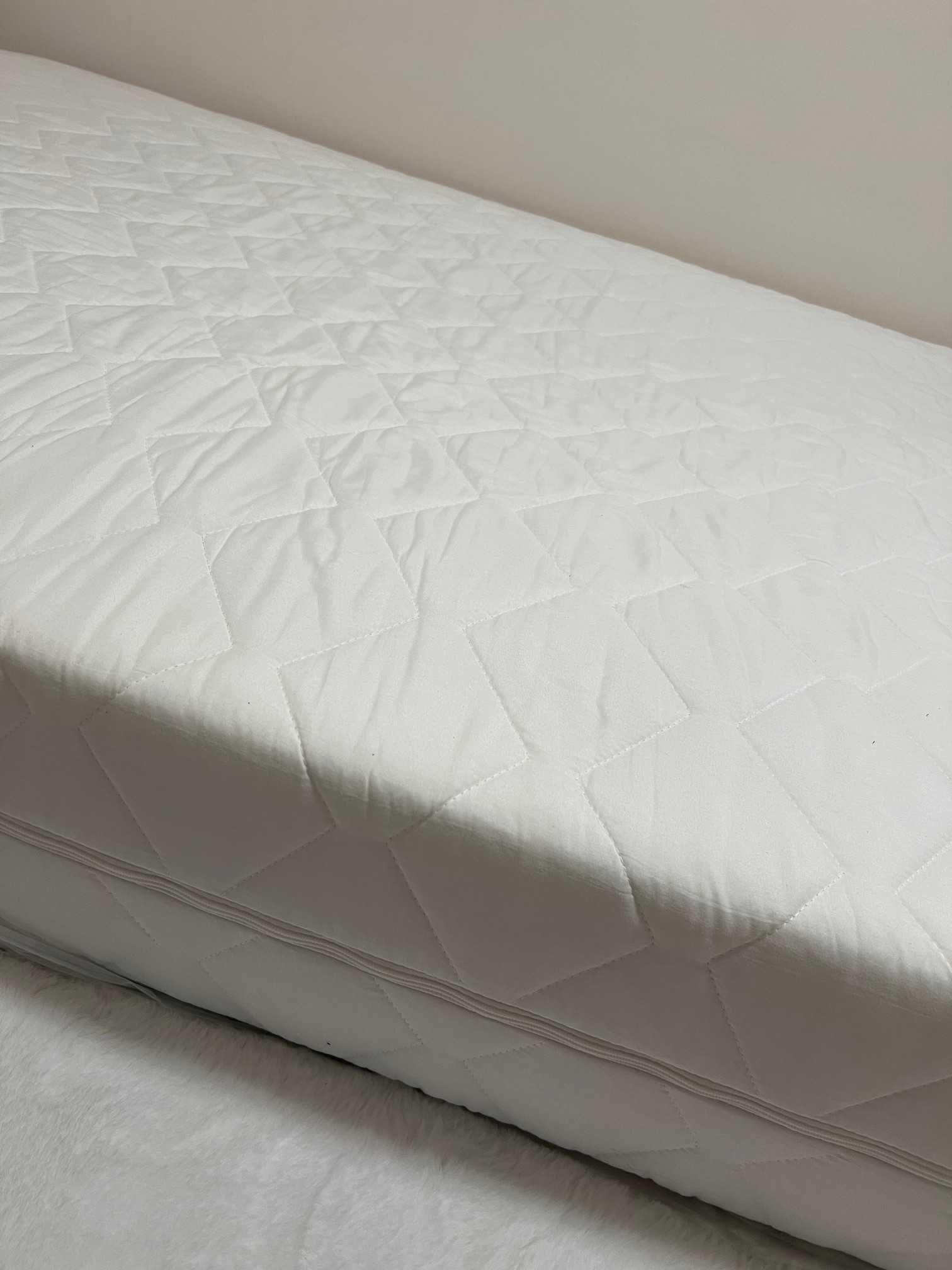 Materac 180x120cm + rama łóżka