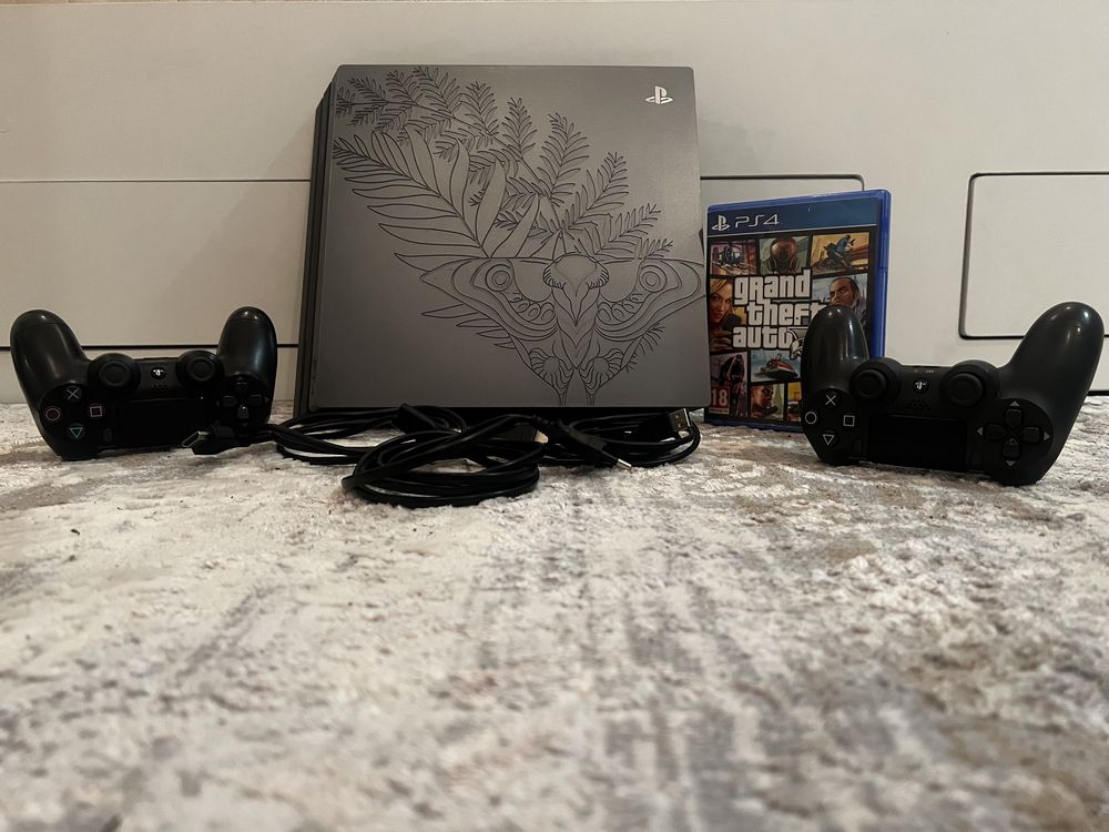 Sony PlayStation 4 Pro Last of us limited edition