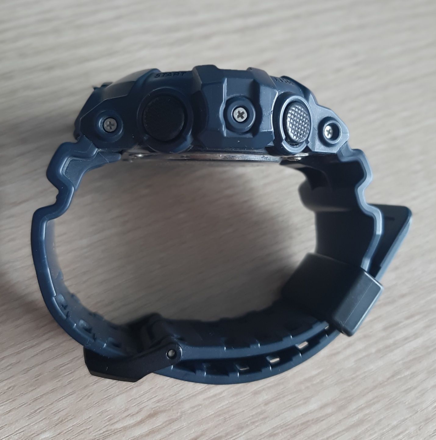 Casio G-Shock GA-700CA-2AER
