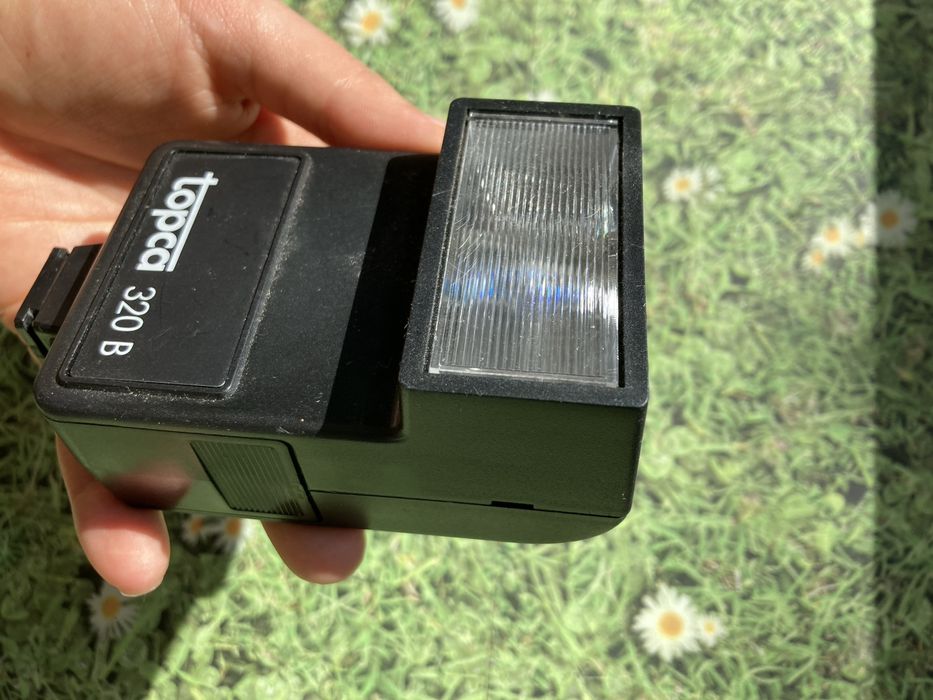 Uniwersalna analogowa lampa błyskowa Topca 320 B