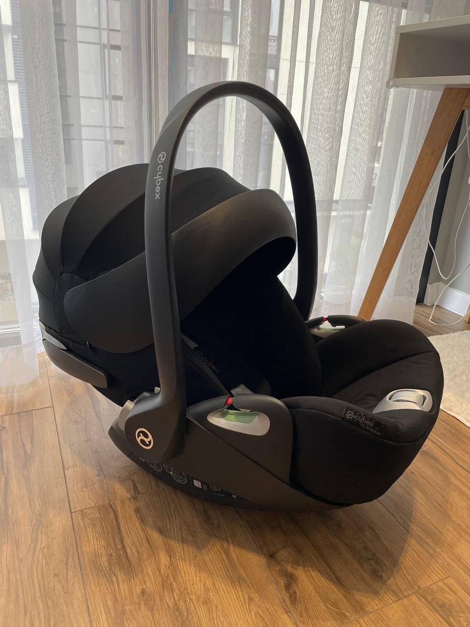 Cybex Cloud T i-Size Sepia Black + База Cybex z2 Стан нового+гарантія
