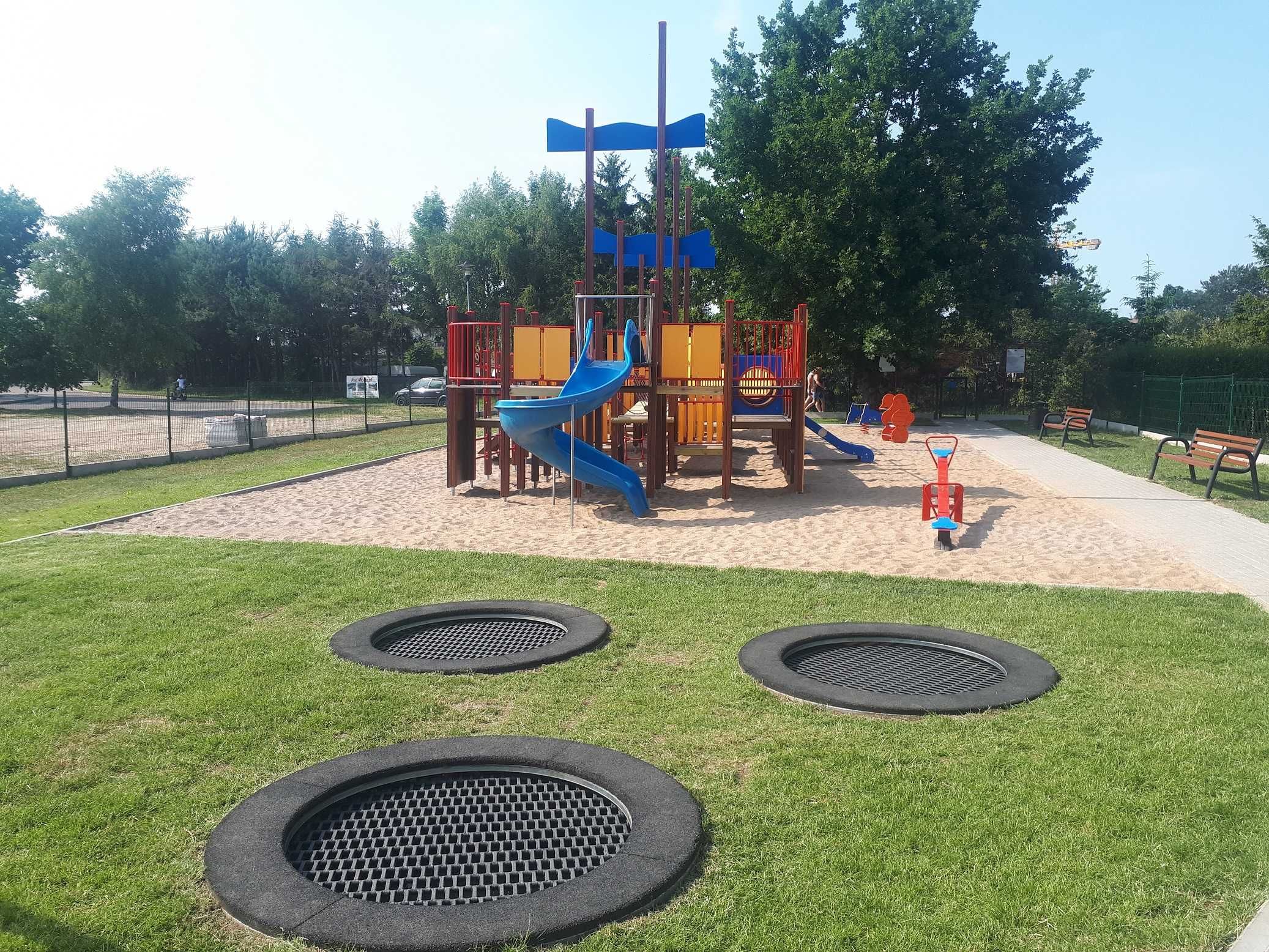 28.07-1.08 Apartament  morze basen kryty jacuzzi SPA sauny Kołobrzeg