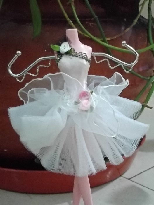 Bailarina musical/ suporte para jóias/ acessórios