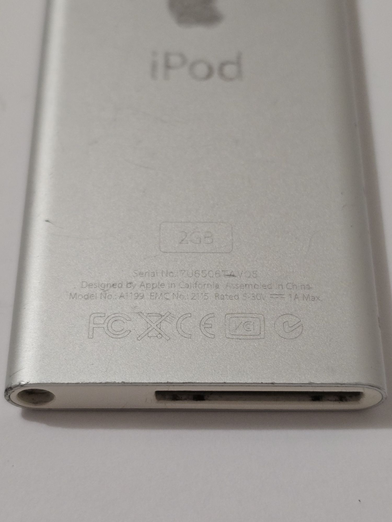 Плеєр Apple iPod Nano 2 2GB Silver