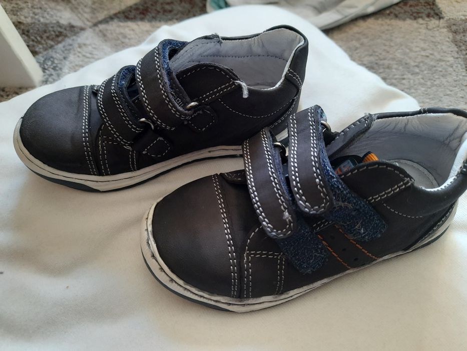 Buty chlopiece lasocki rozm. 23