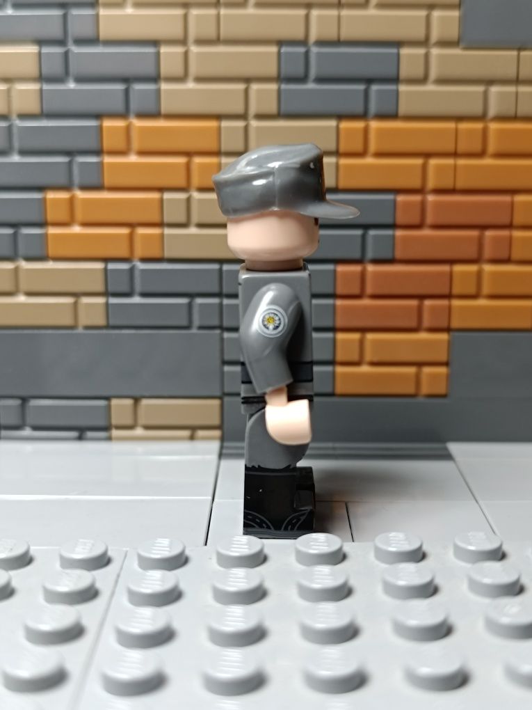 Minifigurka żołnierz WW2 Oficer Gest. Niemcy Wojsko Army klocki LEPIN