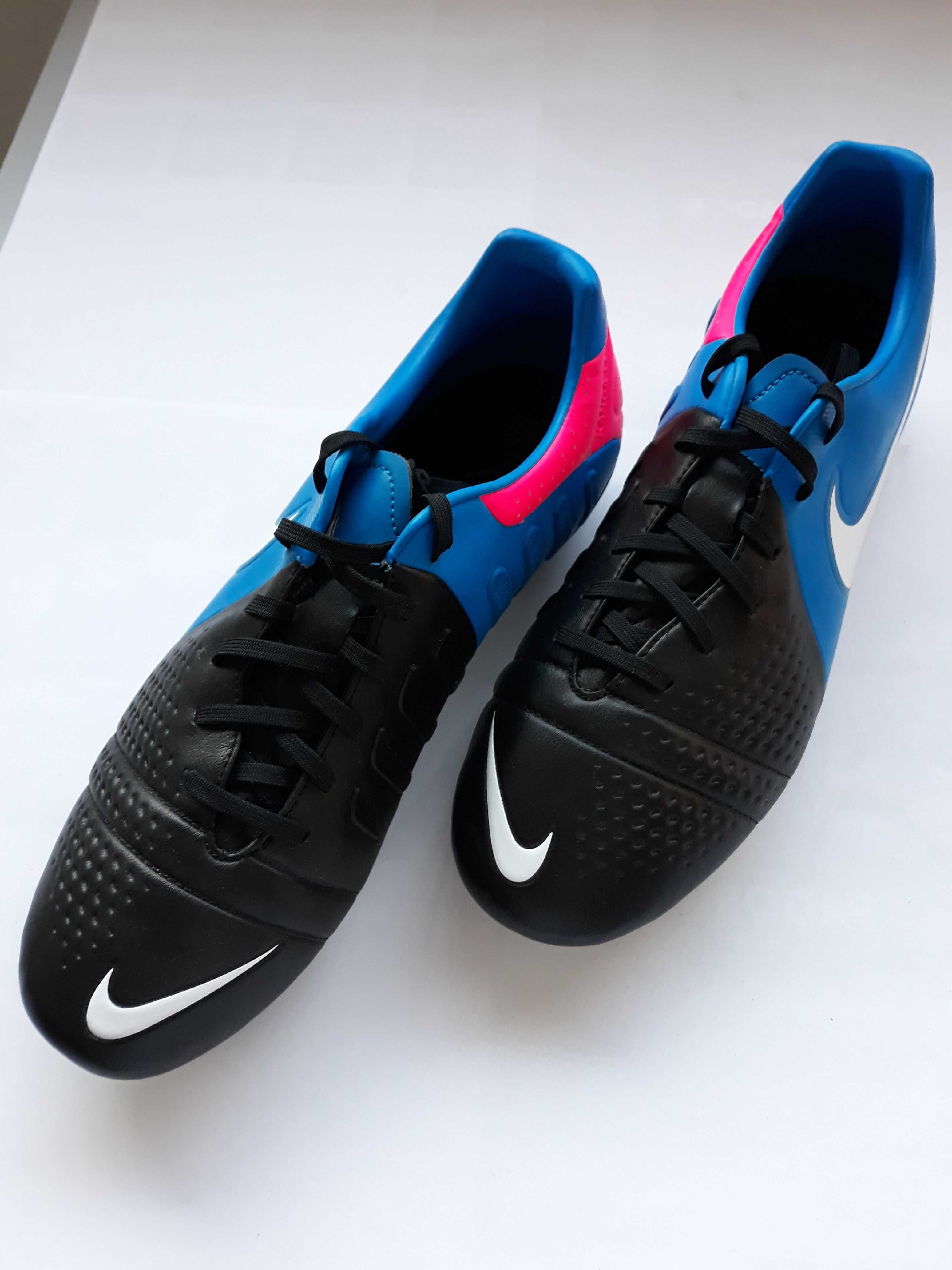 Exclusivas Chuteiras Nike CTR360 TREQUARTISTA - N.º 44